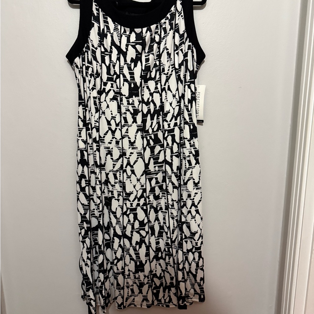Black & White Patterned Sleeveless Dress Perceptions NWT